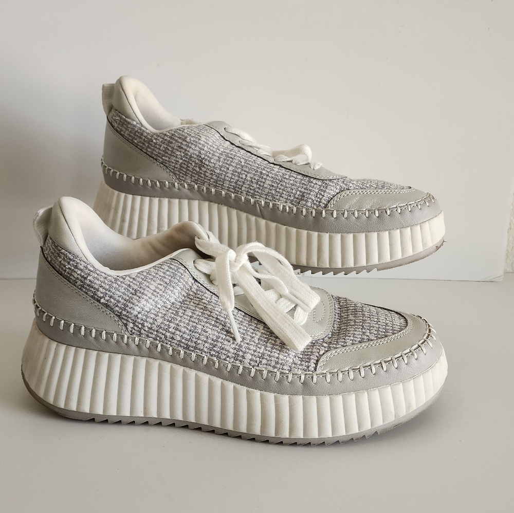 Universal Thread Persephone Women's 11 Silver Gray Casaul Sneakers
